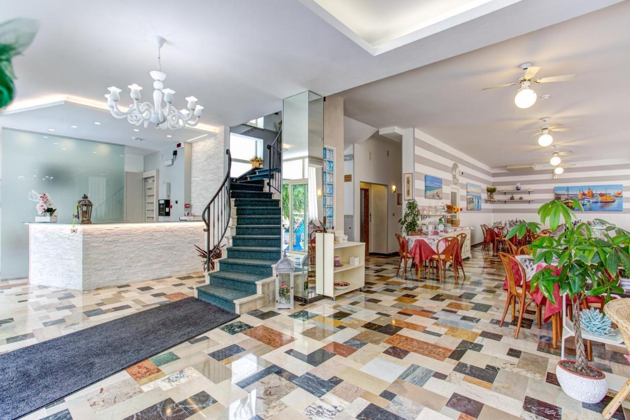 Hotel Puppi Cattolica Extérieur photo