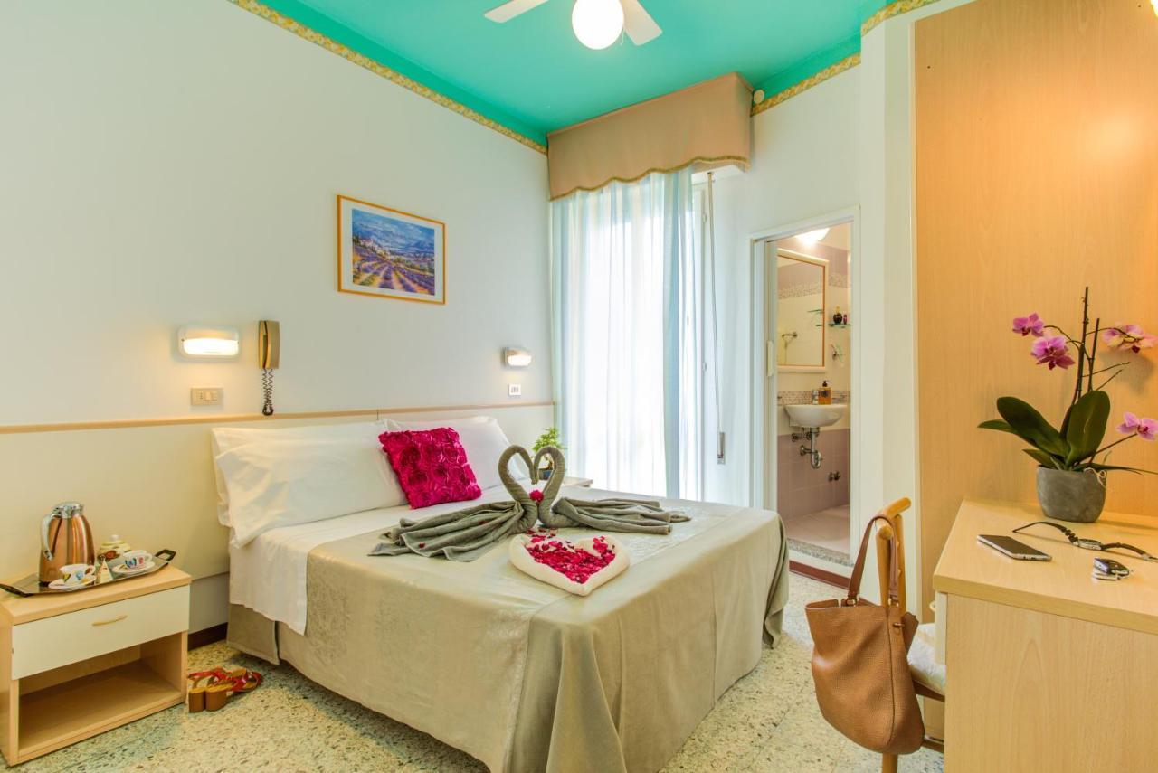 Hotel Puppi Cattolica Extérieur photo